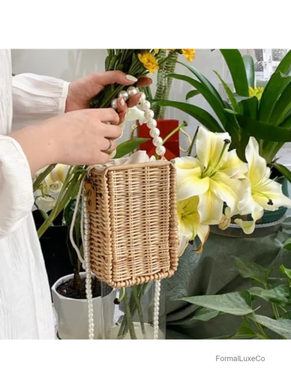 Handwoven Rattan Wicker Pearl Basket Purse Rectangular Beach Tote Straw Bag